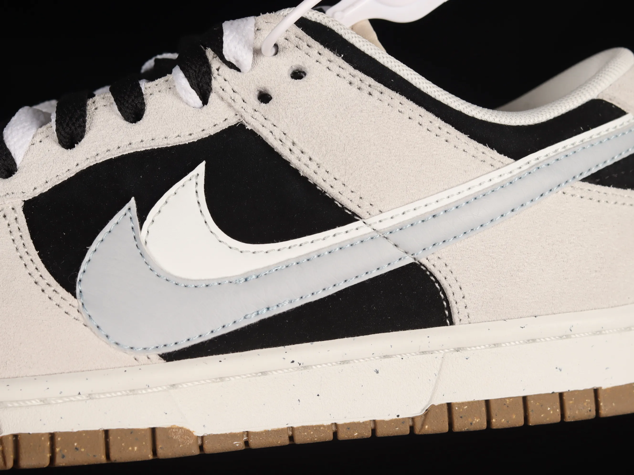 All categories Nk SB Dunk series Nk SB Dunk Low low-top sneakers Nk SB Dunk Low "85" gray and white double hook SB low-top sports and leisure sneakers DD9457-102